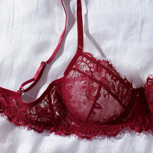 Sexy Lace Lingerie in Deep Red - Picture 2 of 5